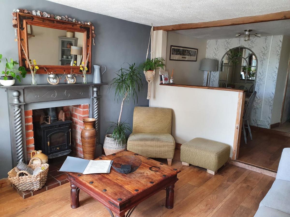 Wales' Highest Village - The Chartist Cottage - Trefil Tredegar Exteriér fotografie